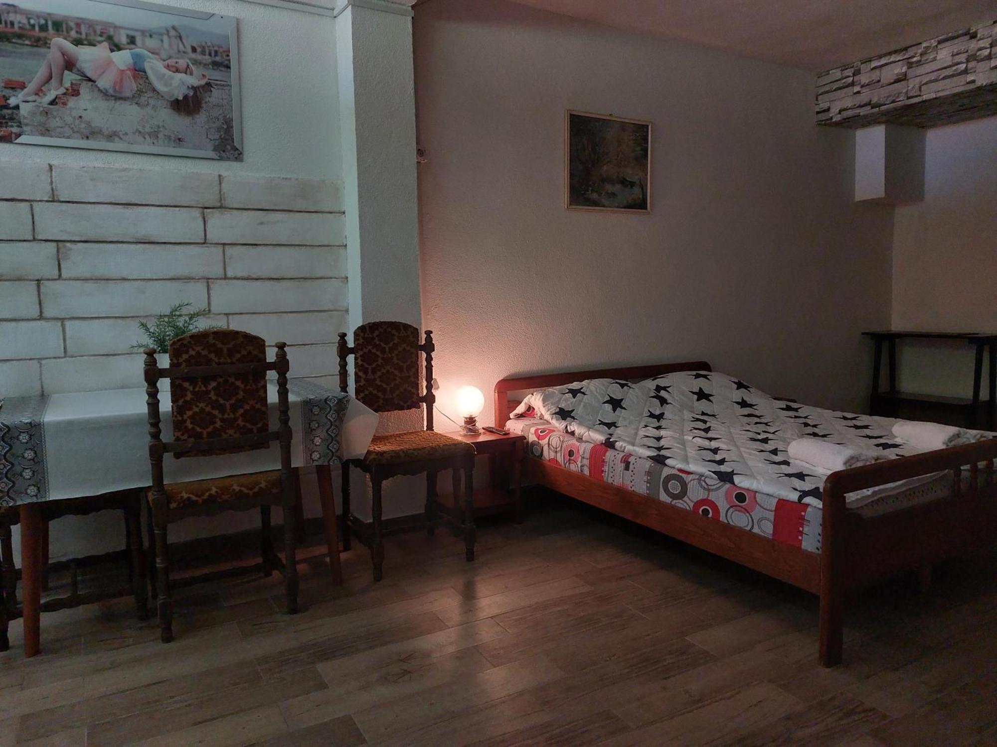 Vila Visni Lagadin Ngoại thất bức ảnh